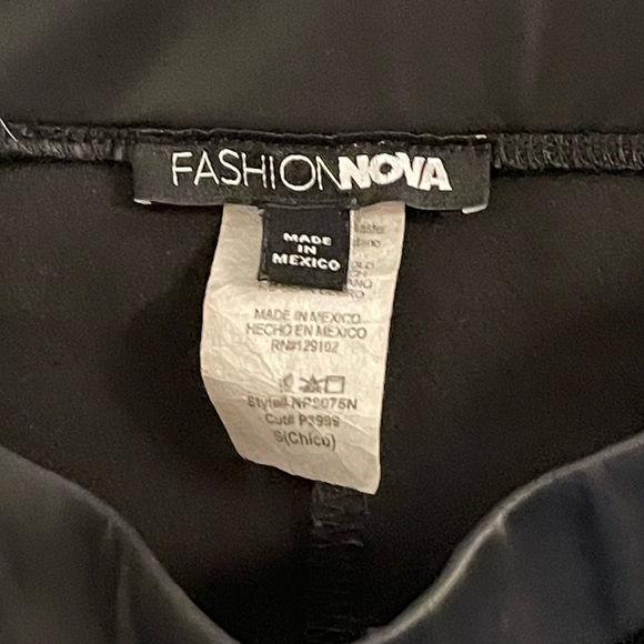 Black leggings size small - Picture 3 of 3